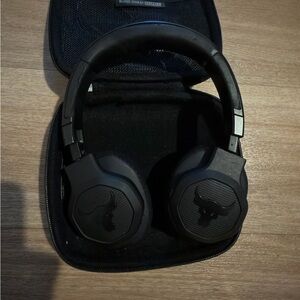 JBL Project Rock Black Over-Ear Headphones